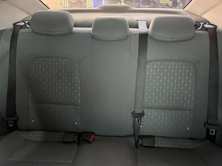 Hyundai HB20S Comfort Plus 1.0 Flex 12V Mec.