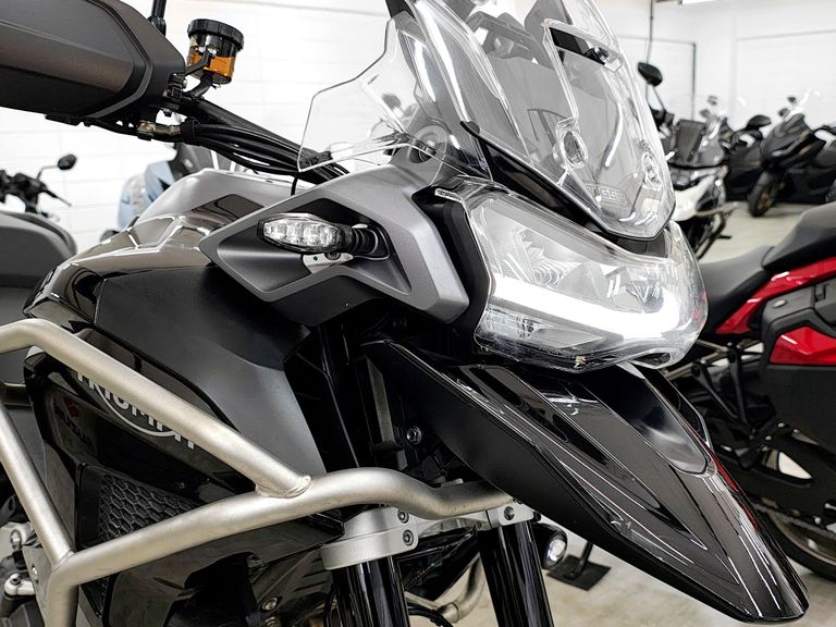 TRIUMPH TIGER 1200 GT PRO