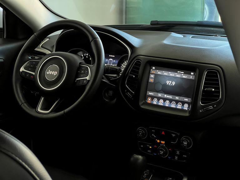 Jeep COMPASS LONGITUDE 2.0 4x2 Flex 16V Aut.