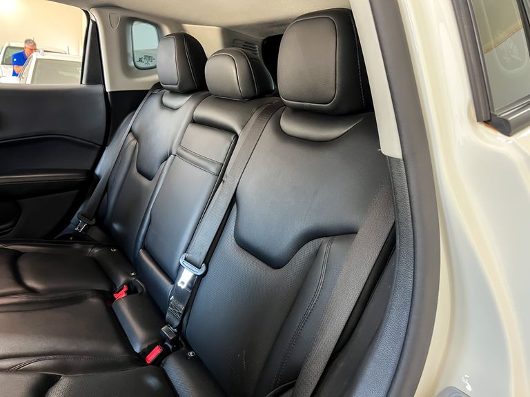 Jeep COMPASS LONGITUDE 2.0 4x2 Flex 16V Aut.