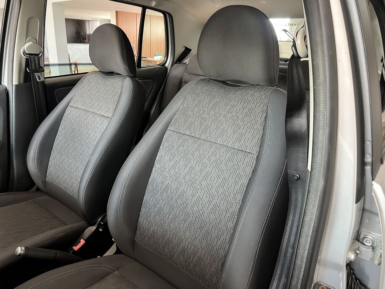 VolksWagen Fox 1.0 Mi Total Flex 8V 5p