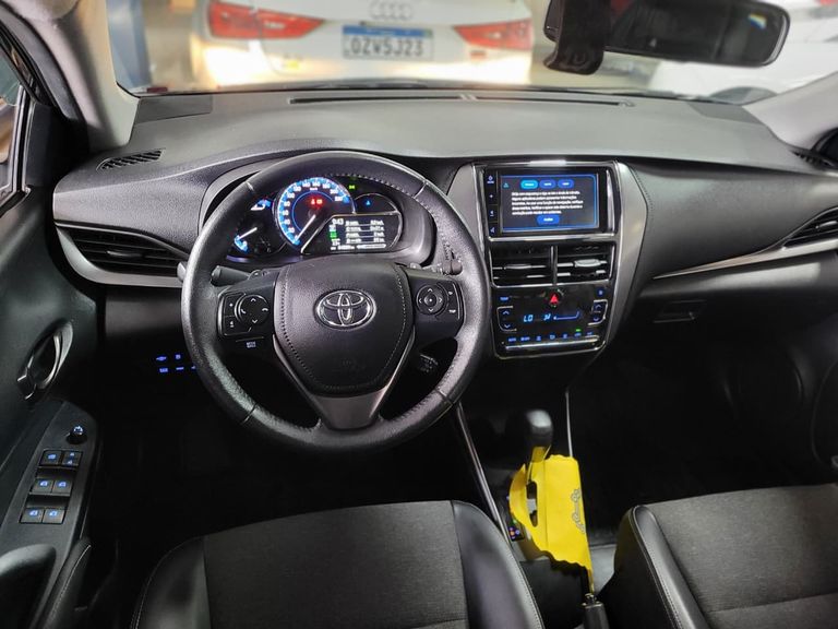 Toyota YARIS XS Sedan 1.5 Flex 16V 4p Aut.