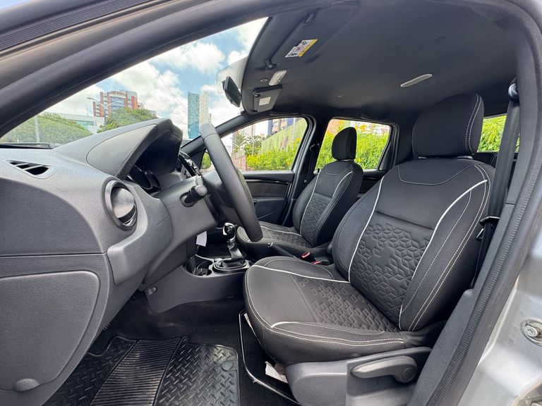 Renault DUSTER OROCH Dyna. 2.0 Flex 16V Aut.