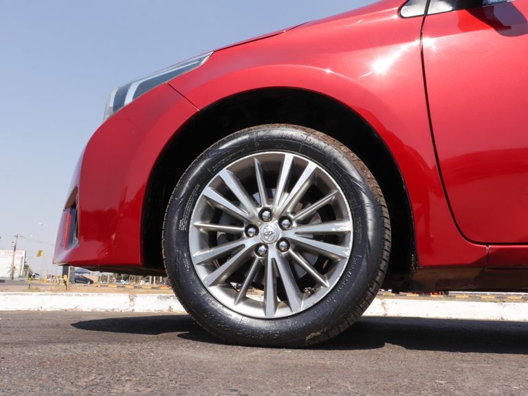 Toyota Corolla XEi 2.0 Flex 16V Aut.