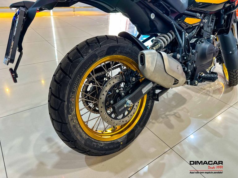Royal Enfield Hanle Black