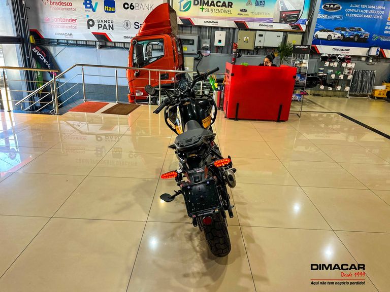 Royal Enfield Hanle Black