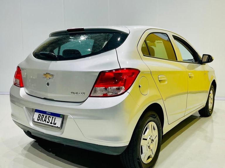 Chevrolet ONIX HATCH LT 1.0 8V FlexPower 5p Mec.