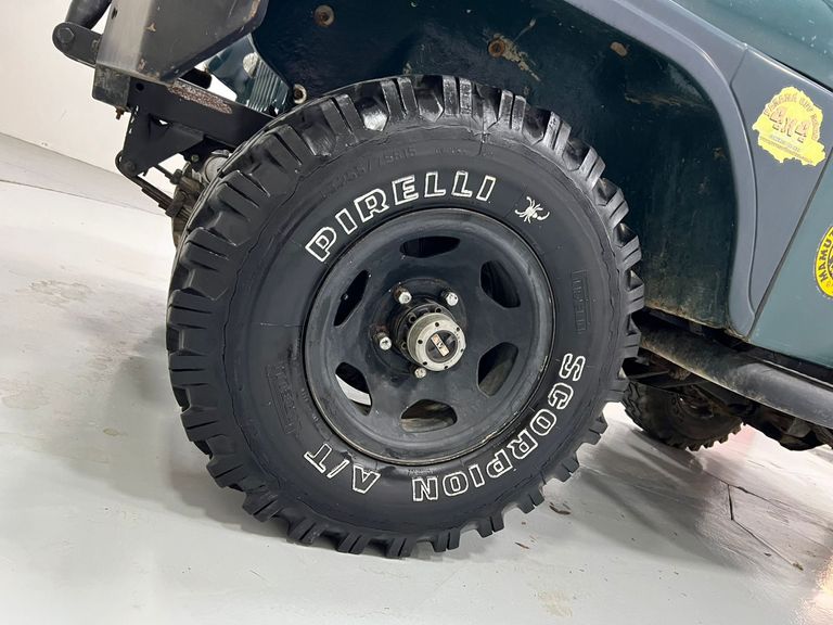 Ford Jeep Willys clássico CJ5 - 1961