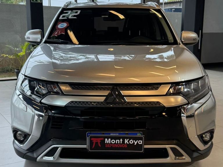 Mitsubishi OUTLANDER HPE-S 3.0 V6 4x4 5p Aut.