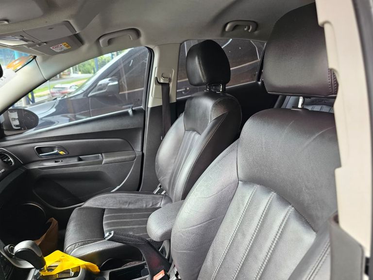 Chevrolet CRUZE LT 1.8 16V FlexPower 4p Aut.