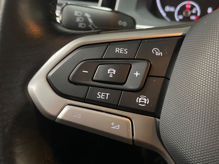 VolksWagen Nivus Comfortline 1.0 200 TSI Flex Aut.