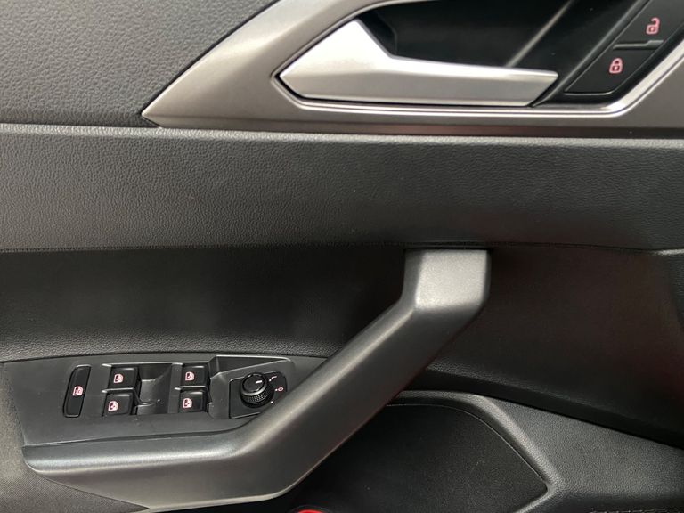 VolksWagen Nivus Comfortline 1.0 200 TSI Flex Aut.