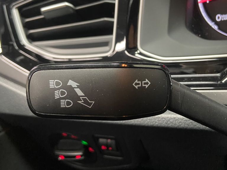 VolksWagen Nivus Comfortline 1.0 200 TSI Flex Aut.