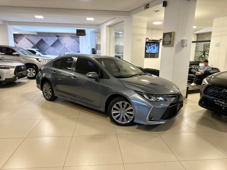Toyota Corolla XEi 2.0 Flex 16V Aut.