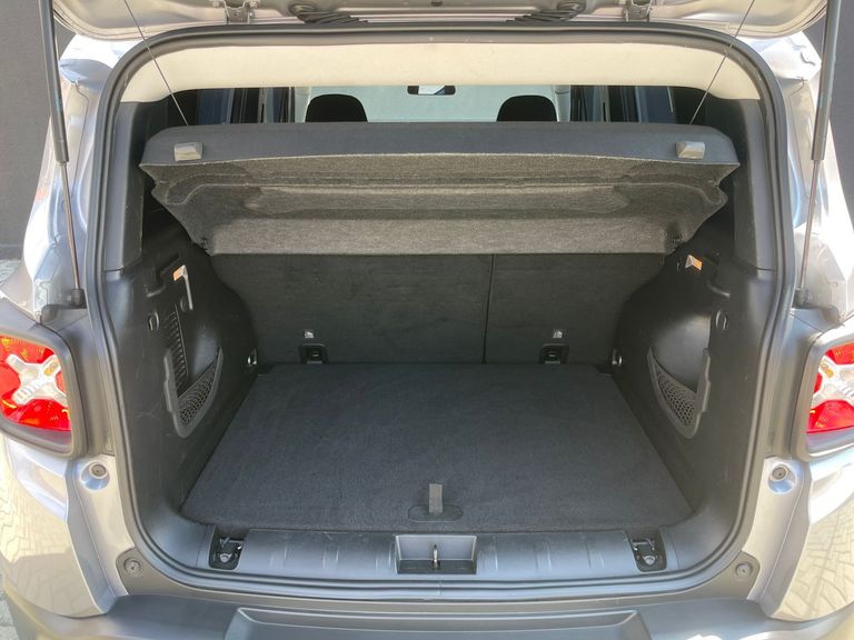 Jeep Renegade Sport 1.8 4x2 Flex 16V Aut.