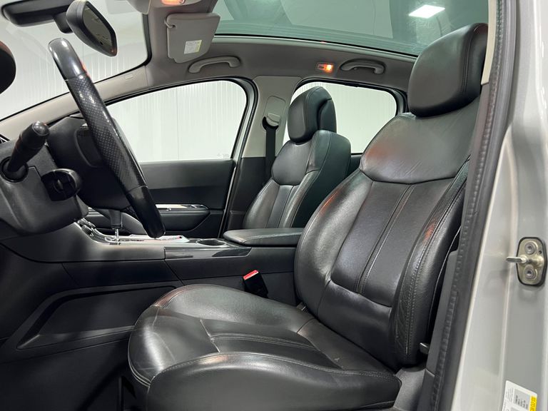 Peugeot 3008 Griffe 1.6 Turbo 16V 5p Aut.