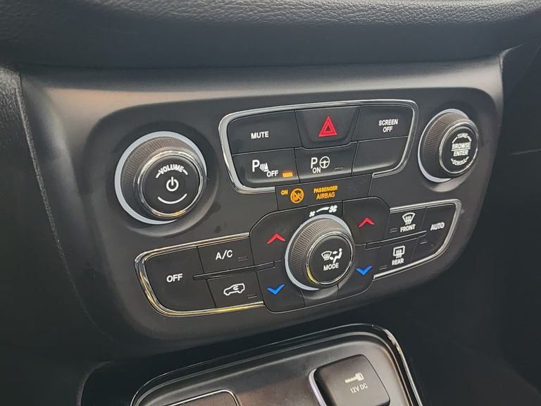 Jeep COMPASS LONGITUDE 2.0 4x2 Flex 16V Aut.