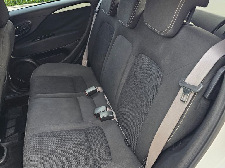 Fiat Punto Sporting 1.8 Flex 8V/16V 5p