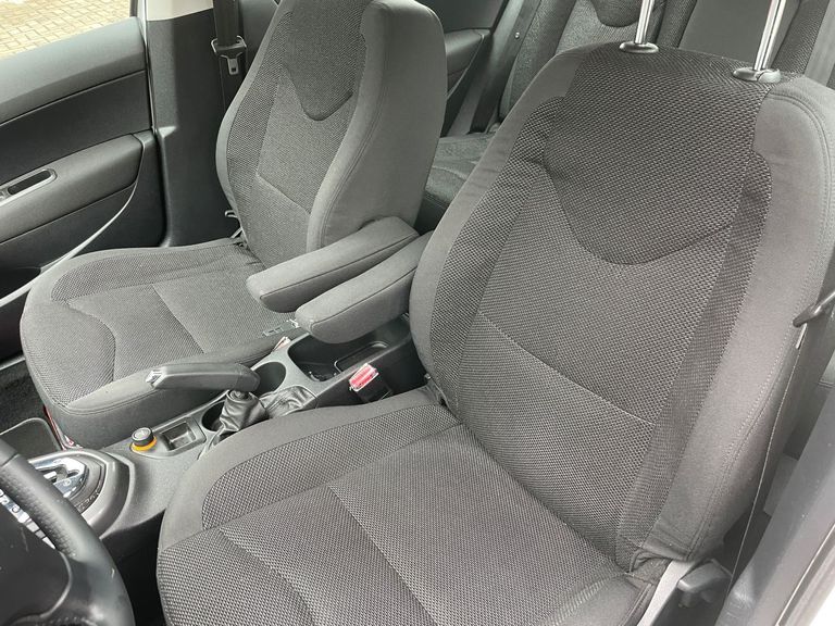 Peugeot 408 Sedan Allure 2.0 Flex 16V 4p Aut.