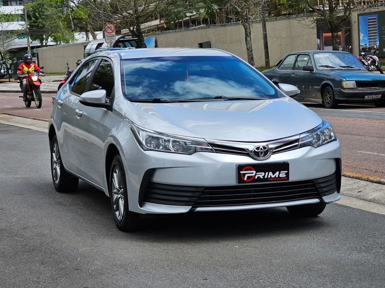 Toyota Corolla GLi Upper 1.8 Flex 16V Aut.