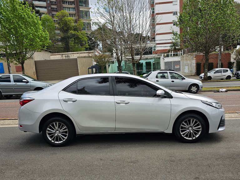 Toyota Corolla GLi Upper 1.8 Flex 16V Aut.