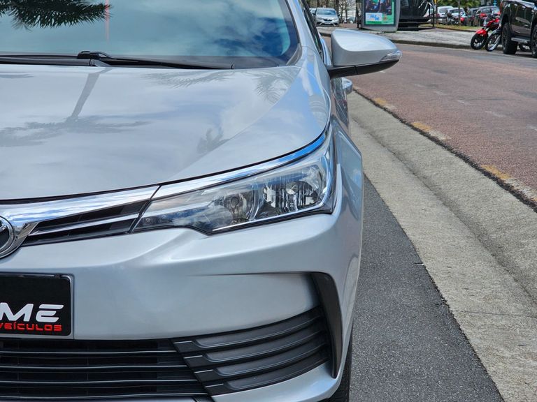 Toyota Corolla GLi Upper 1.8 Flex 16V Aut.