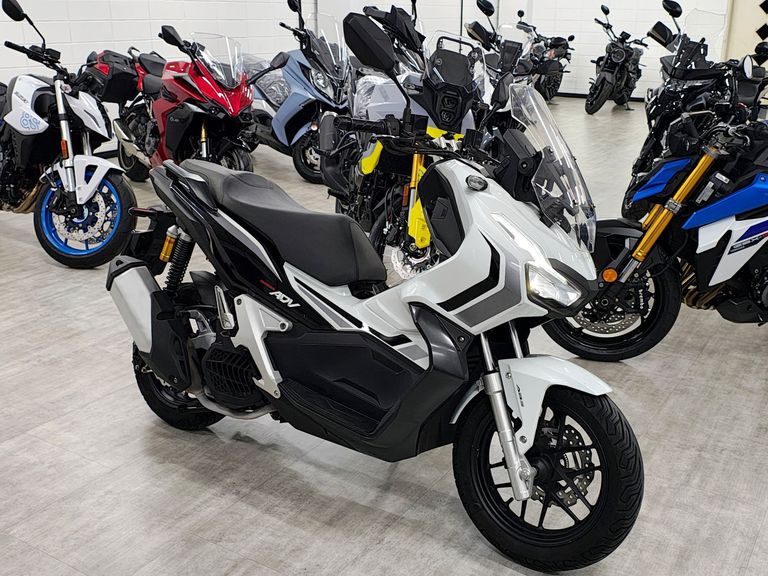 HONDA ADV 150