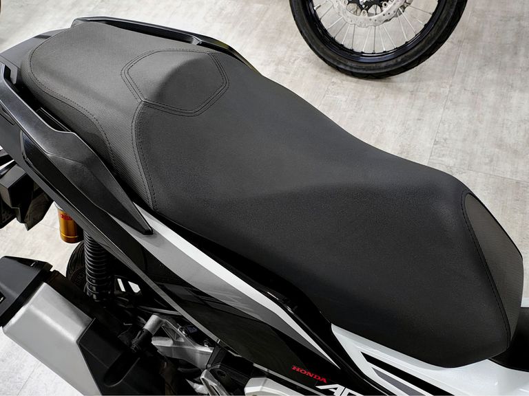 HONDA ADV 150