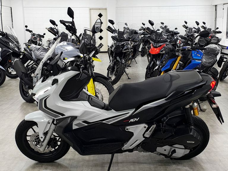 HONDA ADV 150