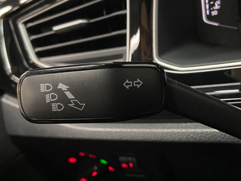 VolksWagen Nivus Highline 1.0 200 TSI Flex Aut.