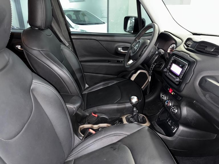 Jeep Renegade Sport 1.8 4x2 Flex 16V Mec.