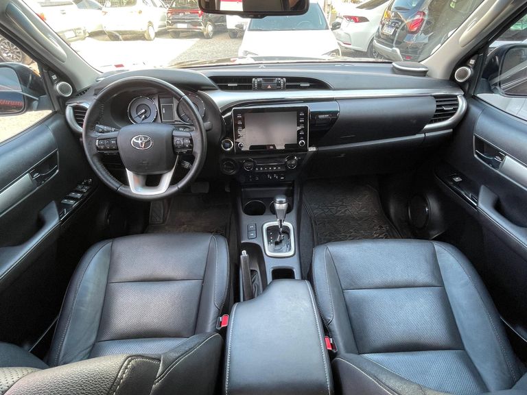 Toyota Hilux CD SRX 4x4 2.8 TDI 16V Diesel Aut.