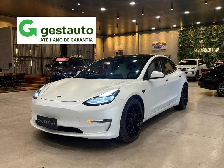 Tesla Model 3 Performa