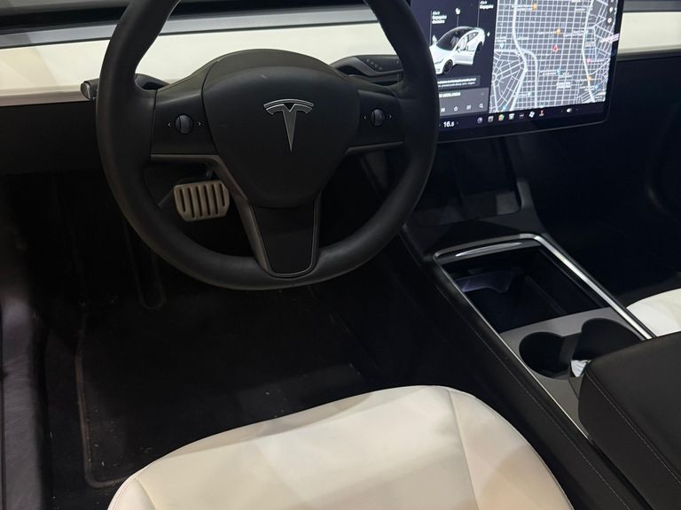 Tesla Model 3 Performa