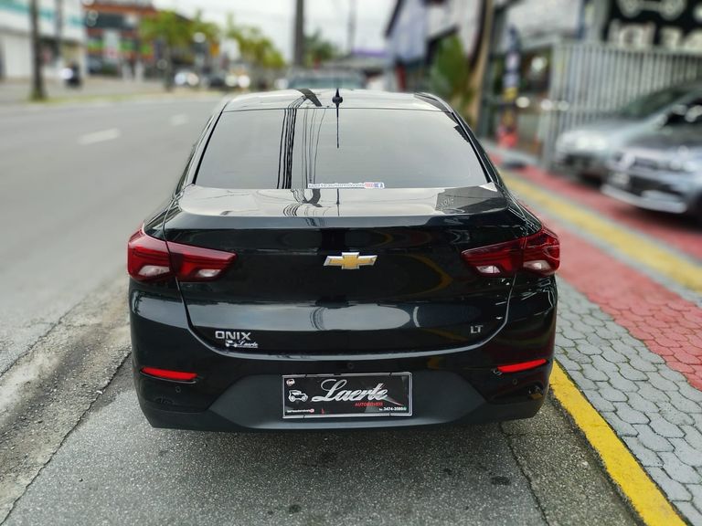 Chevrolet ONIX SEDAN Plus LT 1.0 12V Flex 4p Mec.