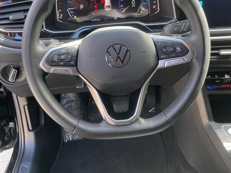 VolksWagen Nivus Highline 1.0 200 TSI Flex Aut.