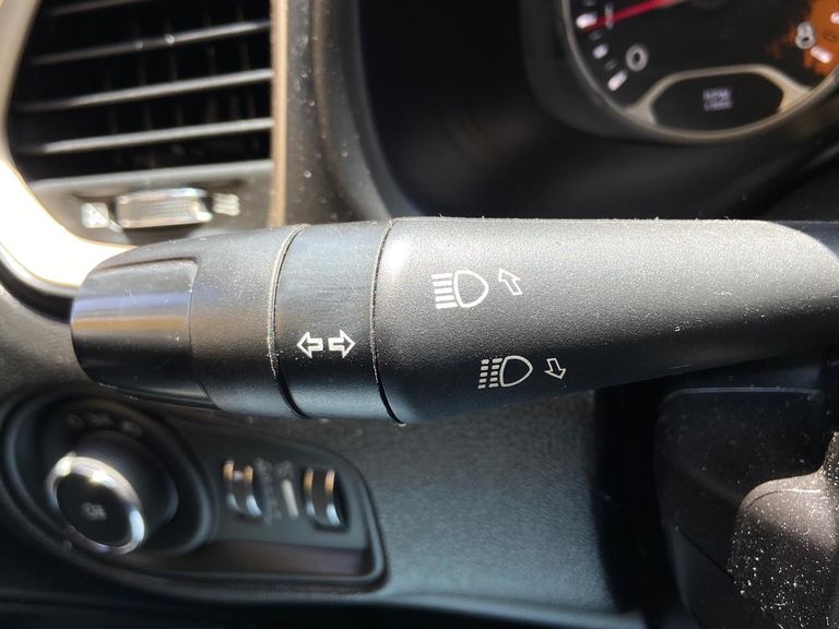 Jeep Renegade 1.8 4x2 Flex 16V Aut.