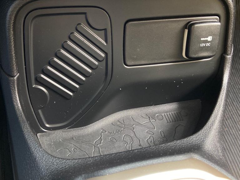 Jeep Renegade 1.8 4x2 Flex 16V Aut.