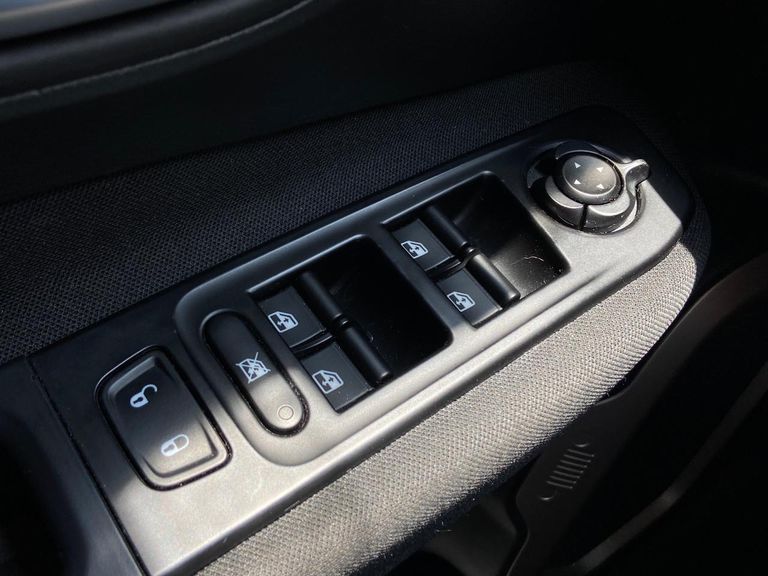 Jeep Renegade 1.8 4x2 Flex 16V Aut.