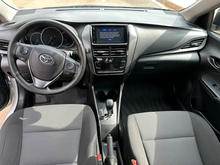 Toyota YARIS XL Sedan 1.5 Flex 16V 4p Aut.