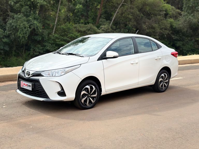 Toyota YARIS XL Sedan 1.5 Flex 16V 4p Aut.