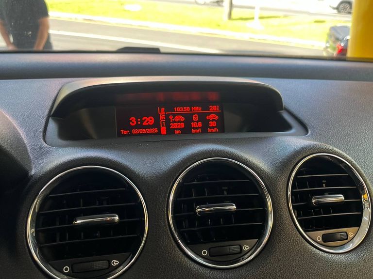 Peugeot 308 Active 1.6 Flex 16V 5p mec.