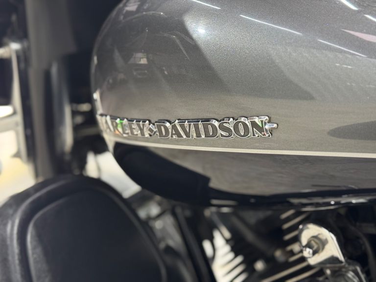 Harley CVO LIMITED FLHTKSE