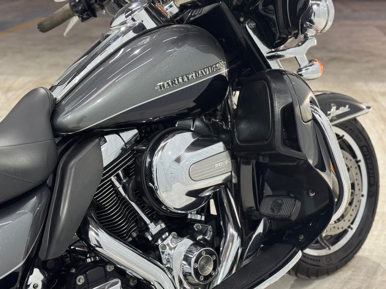 Harley CVO LIMITED FLHTKSE