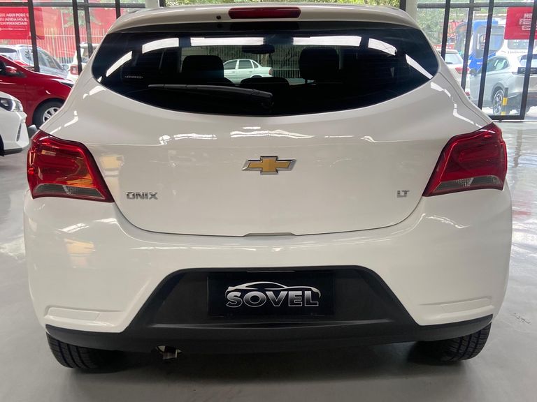 Chevrolet ONIX HATCH LT 1.0 8V FlexPower 5p Mec.