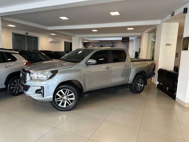Toyota Hilux CD SRV 4x4 2.8 TDI Diesel Aut.
