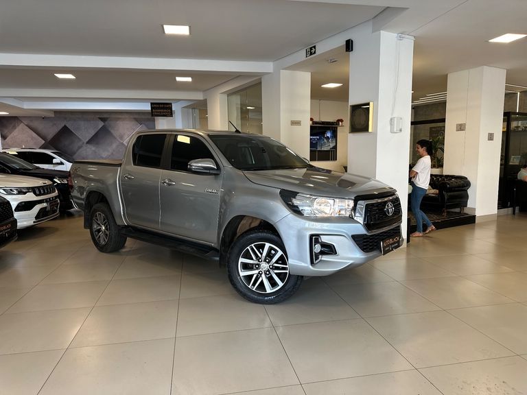 Toyota Hilux CD SRV 4x4 2.8 TDI Diesel Aut.