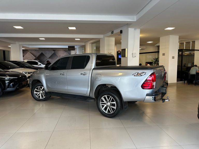 Toyota Hilux CD SRV 4x4 2.8 TDI Diesel Aut.