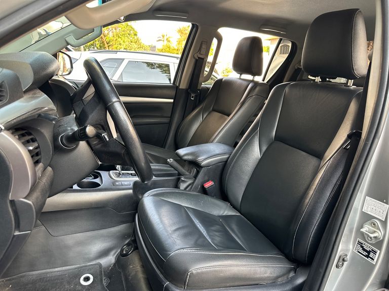 Toyota Hilux CD SRV 4x4 2.8 TDI Diesel Aut.