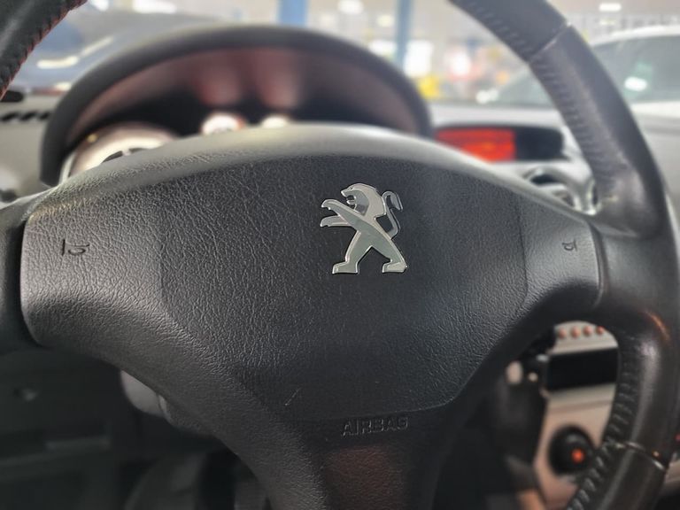 Peugeot 308 Active 1.6 Flex 16V 5p mec.